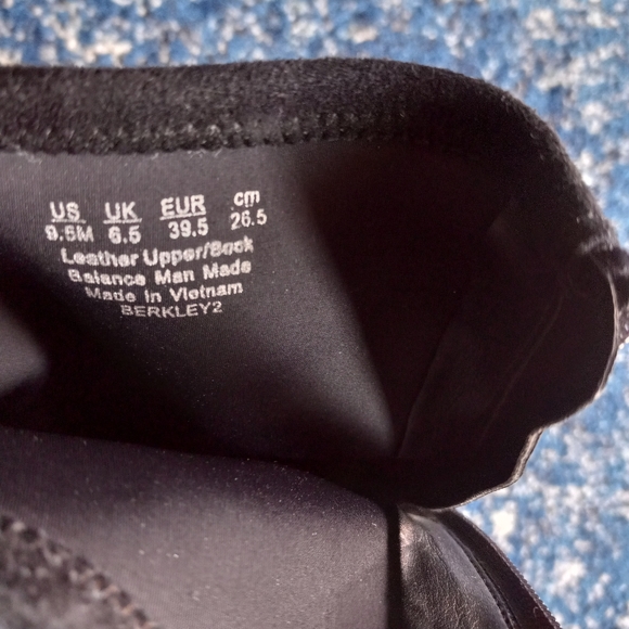 Naturalizer 27 Edit Berkley2 Black Suede Ankle Booties  Size 9.5M - Picture 6 of 6